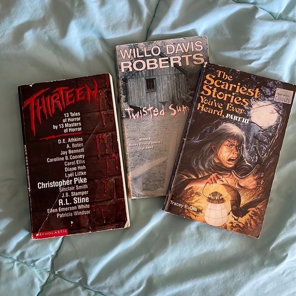 Other - AS IS Scary books